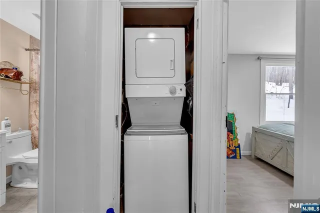 $399,900 | 165 Glenside Trail, Sparta, NJ 07871