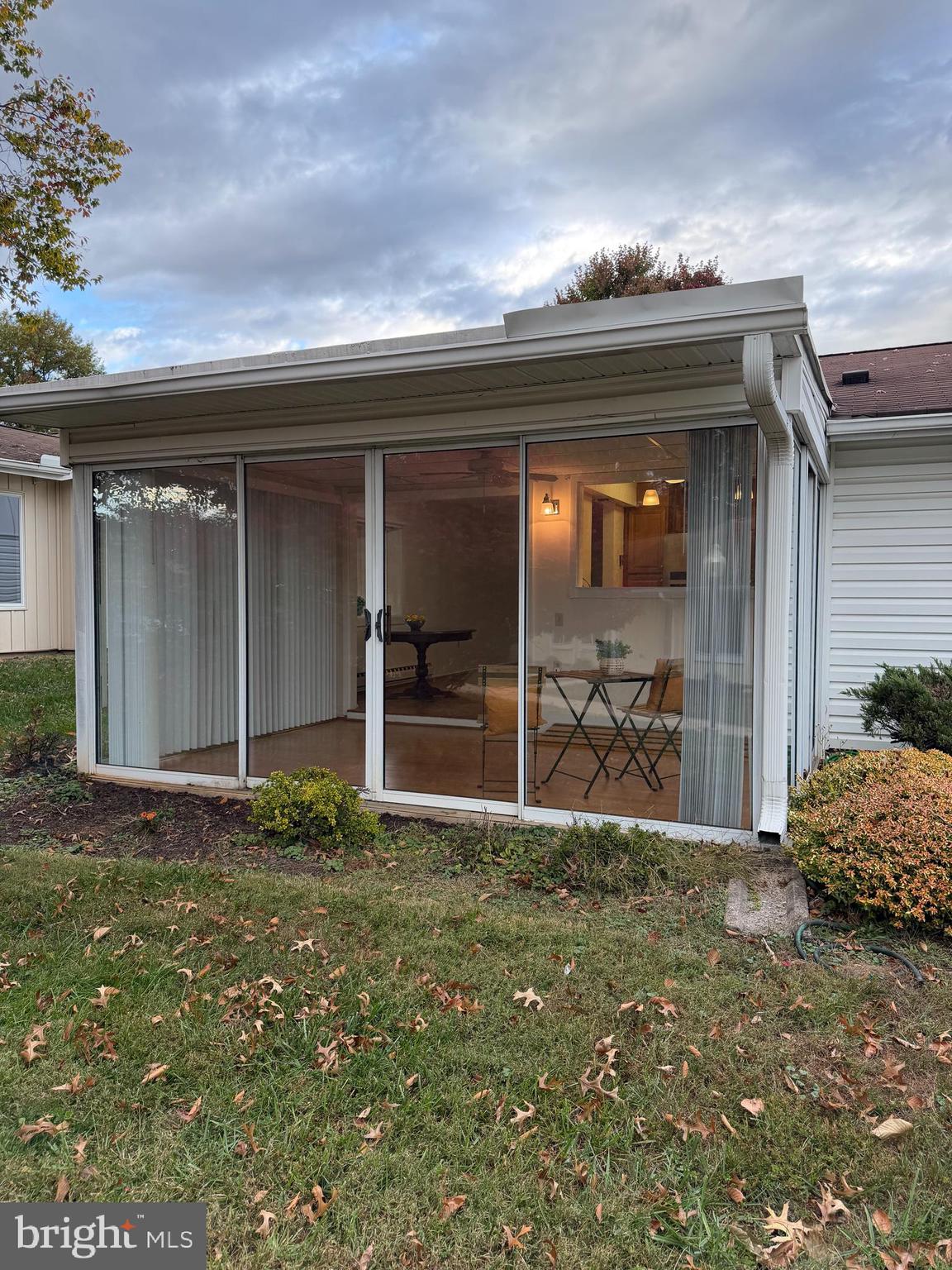 15418 Bramblewood Drive, Unit 20C Silver Spring, MD 20906 - Photo 14 of 18 a backyard of a house