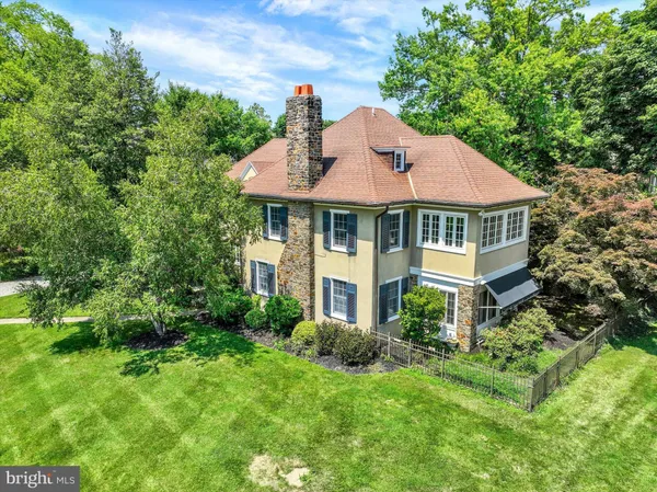 $795,900 | 915 Arlington Road, York, PA 17403