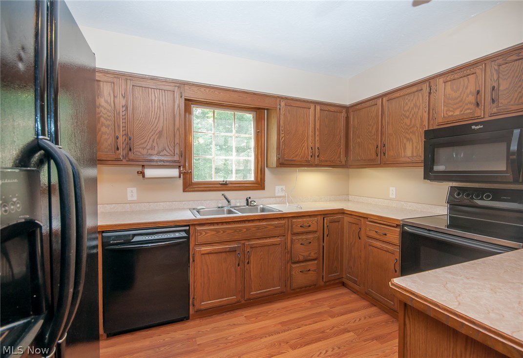 1966 Ridgewood Road Wadsworth, OH 44281 - Photo 8 of 35 Gallery Image 8