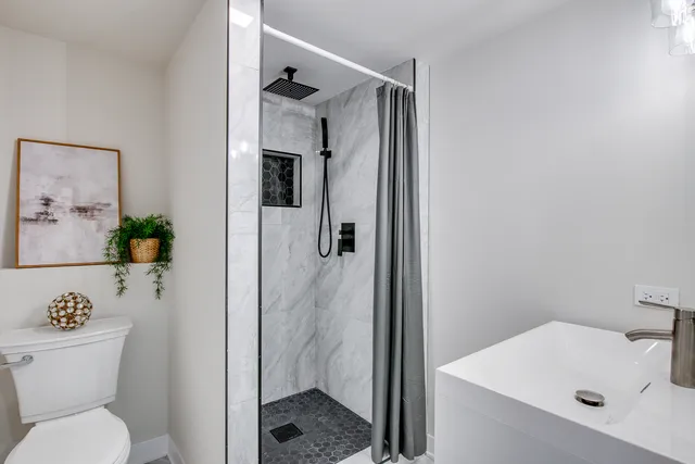 $415,000 | 2909 Vimy Ridge Drive, Joliet, IL 60435