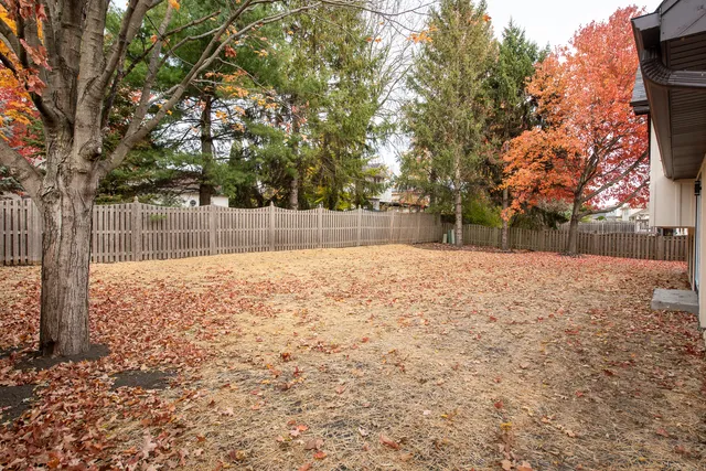 $415,000 | 2909 Vimy Ridge Drive, Joliet, IL 60435