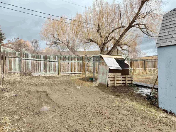 $319,900 | 905 Elk Street, Kemmerer, WY 83101