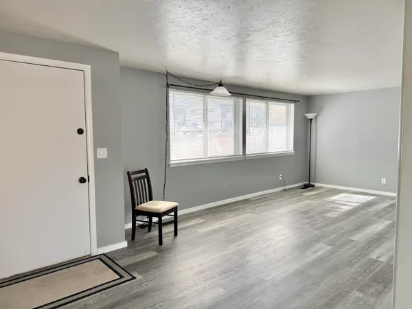 $319,900 | 905 Elk Street, Kemmerer, WY 83101
