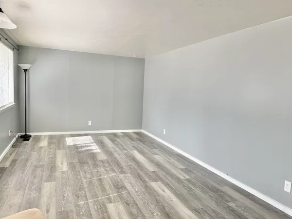 $319,900 | 905 Elk Street, Kemmerer, WY 83101