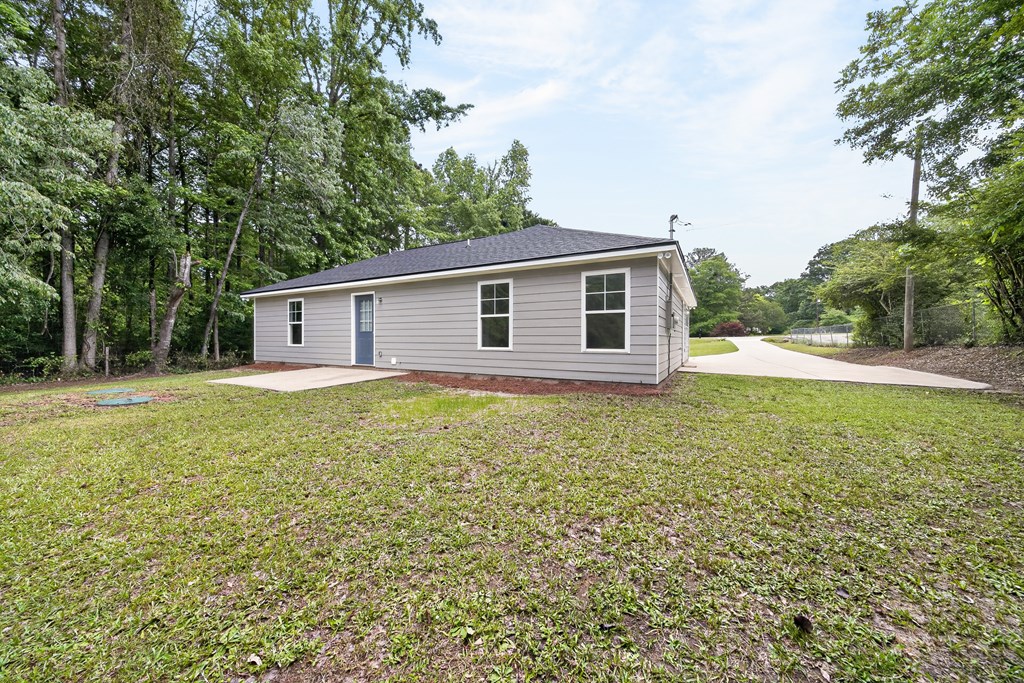 1048 Lee Road Phenix City, AL 36870 - Photo 32 of 35