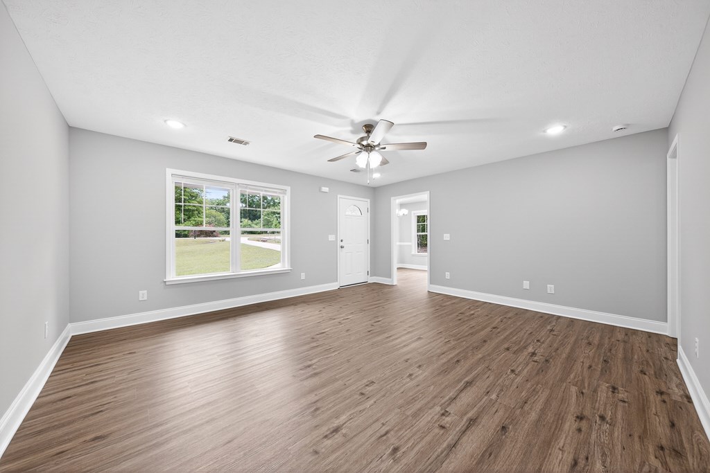 1048 Lee Road Phenix City, AL 36870 - Photo 8 of 35