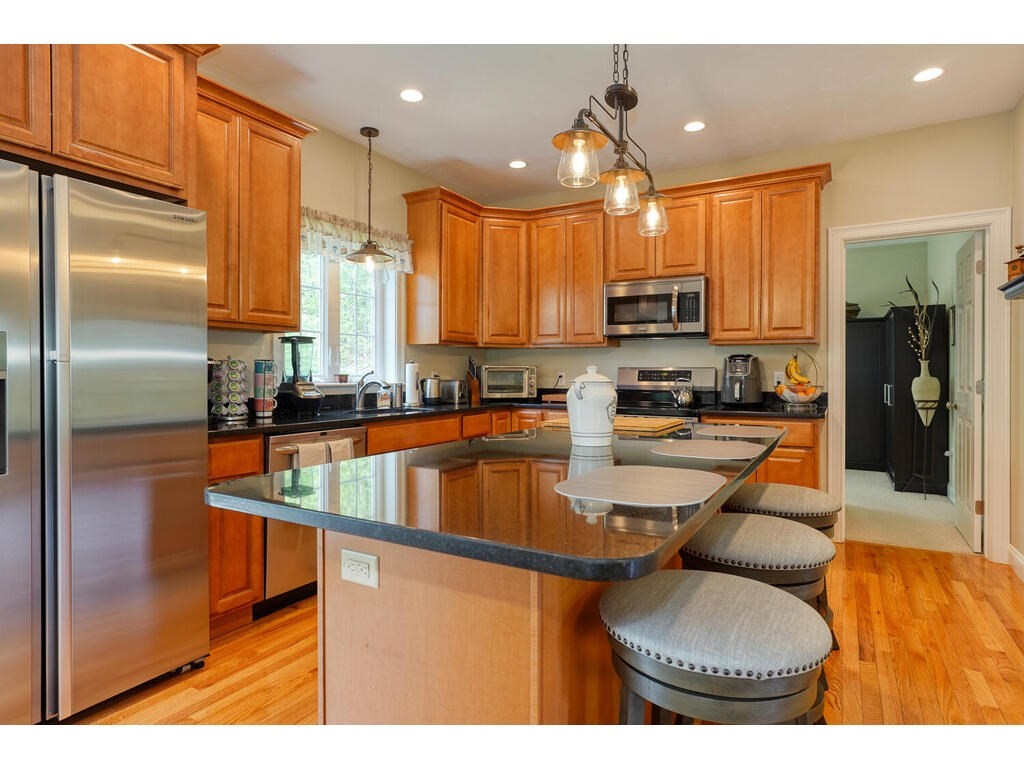 134 Stiles Road Boylston, MA 01505 - Photo 10 of 42 Gallery Image 10