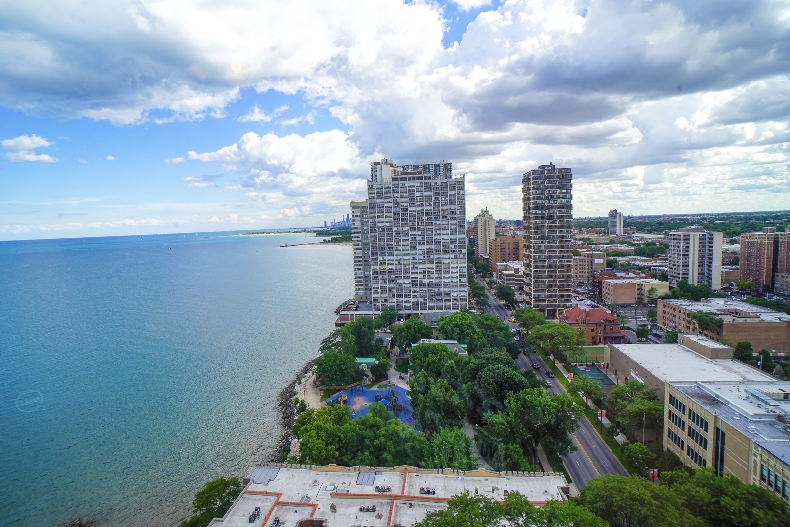6301 North Sheridan Road, Unit 24E Chicago, IL 60660 - Photo 28 of 57 a view of a city