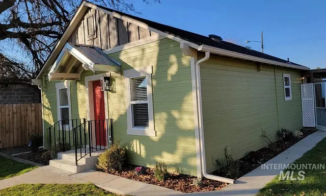 $329,000 | 928 Main Street, Marsing, ID 83639