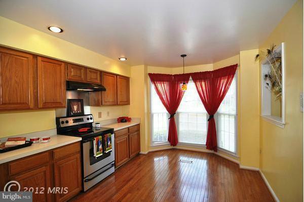 7465 Ridge Oak Court Springfield, VA 22153 - Photo 2 of 24 Kitchen