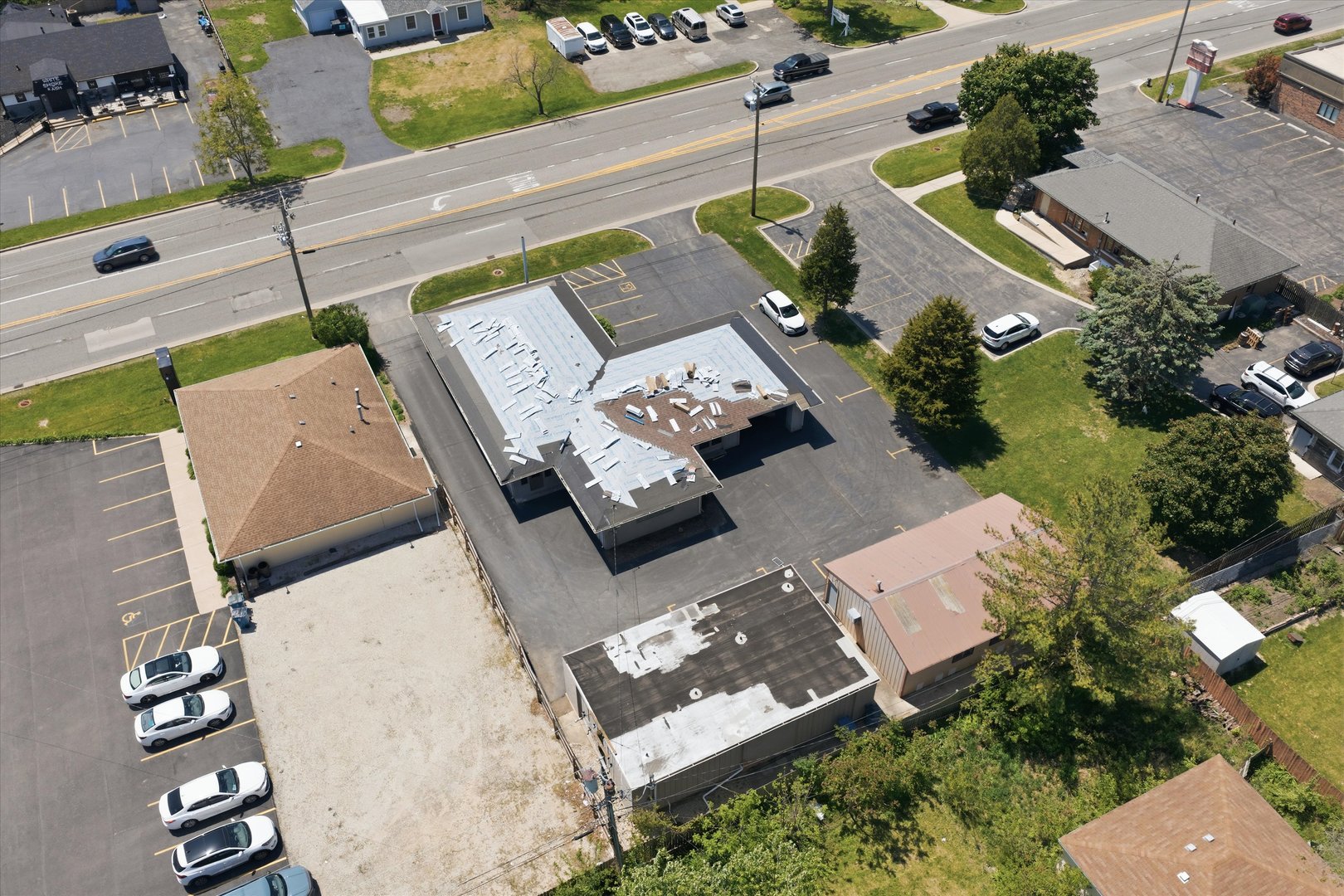 2304 Plainfield Road Crest Hill, IL 60403 - Photo 52 of 56 an aerial view of a house with outdoor space