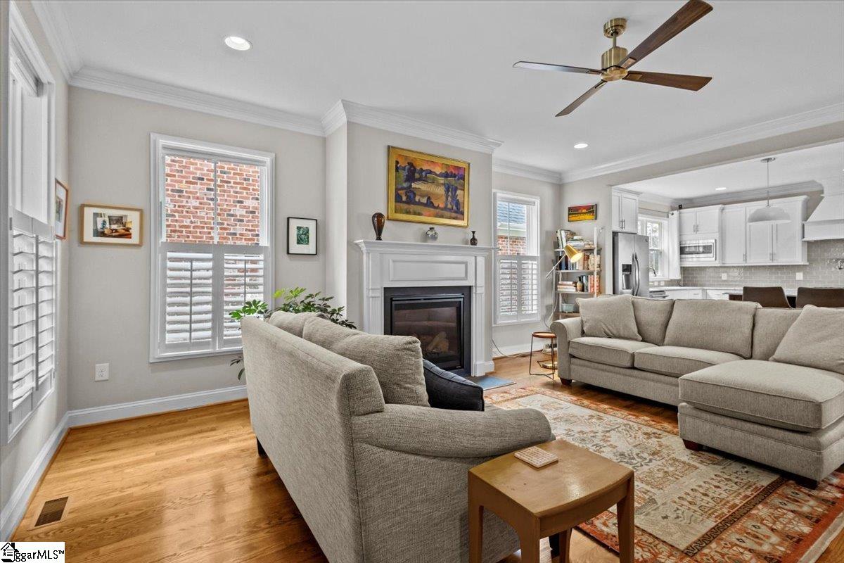 8 Shadwell Street Greenville, SC 29607 - Photo 4 of 27 Gallery Image 4