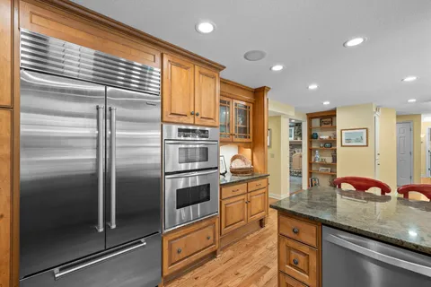 $825,000 | 4742 Gaywood Drive, Minnetonka, MN 55345