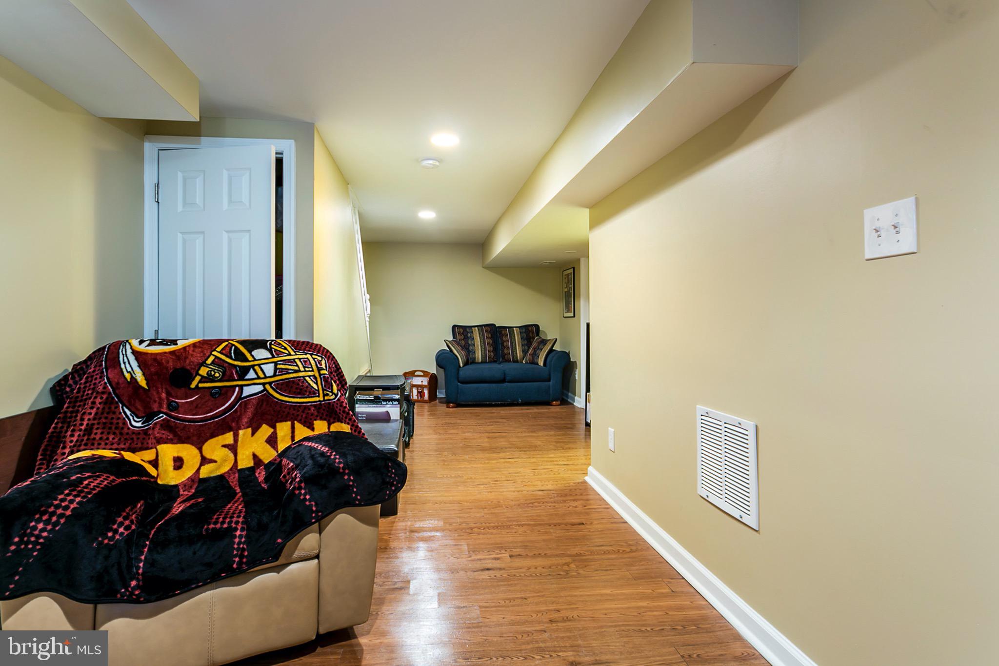 3964 Dolfield Avenue Baltimore, MD 21215 - Photo 9 of 14