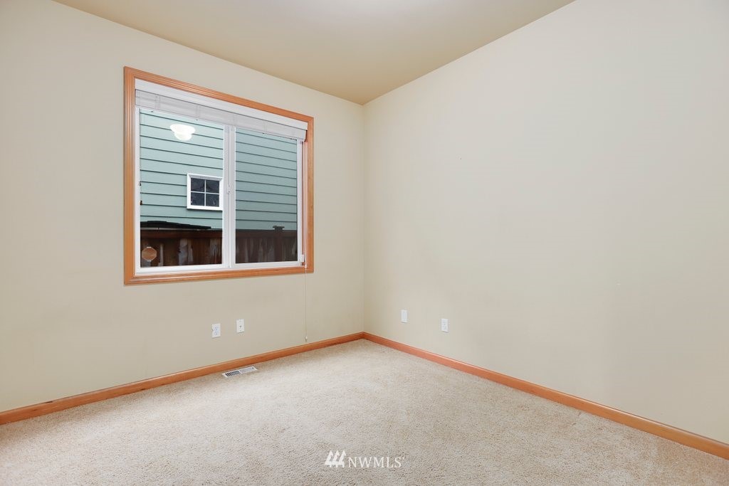 19105 Waxen Road Bothell, WA 98012 - Photo 18 of 40