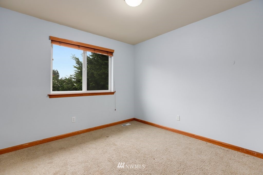 19105 Waxen Road Bothell, WA 98012 - Photo 30 of 40