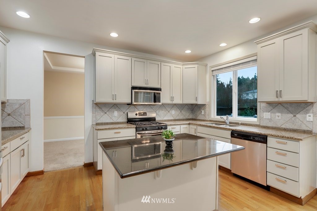 19105 Waxen Road Bothell, WA 98012 - Photo 10 of 40