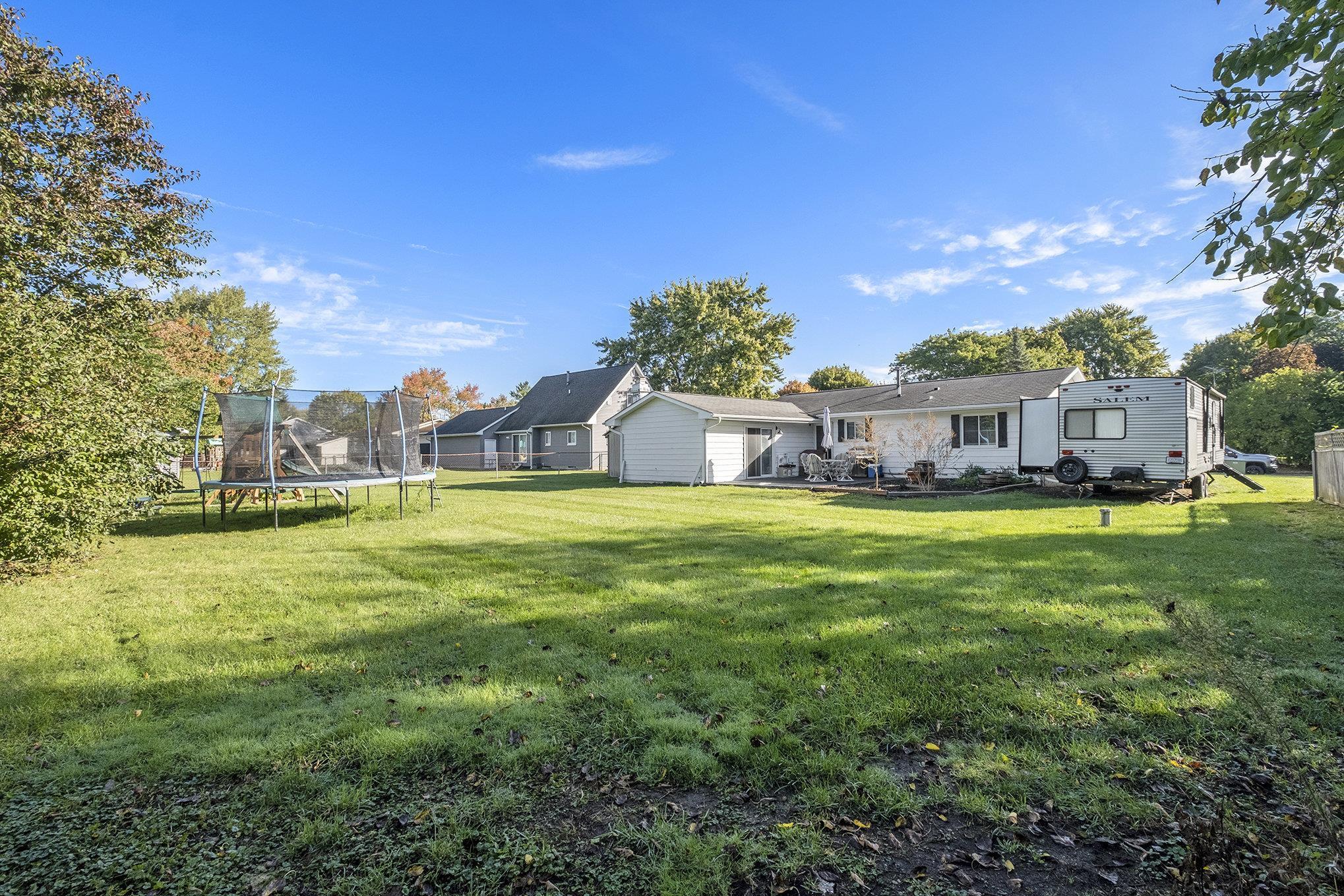 5538 Liberty Bell Road Grand Blanc, MI 48439 - Photo 14 of 17 50191347-26c44bee-66d6-43b9-a9c7-df12459d2db2.JPG