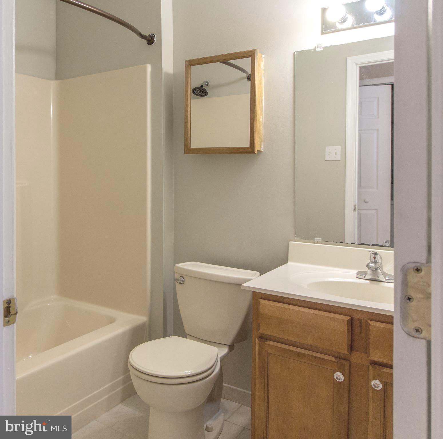 9228-38 Blue Grass Road, Unit 37 Philadelphia, PA 19114 - Photo 3 of 7