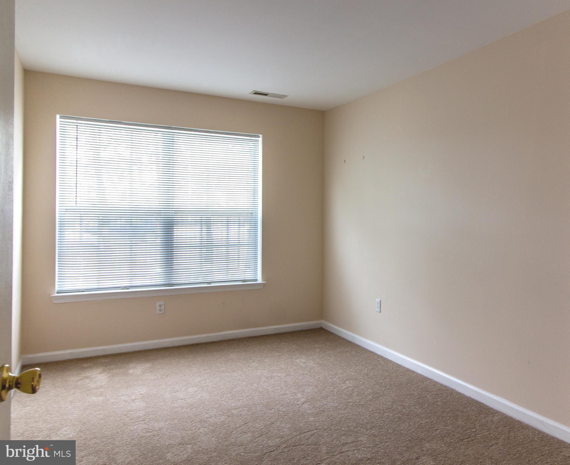 9228-38 Blue Grass Road, Unit 37 Philadelphia, PA 19114 - Photo 4 of 7