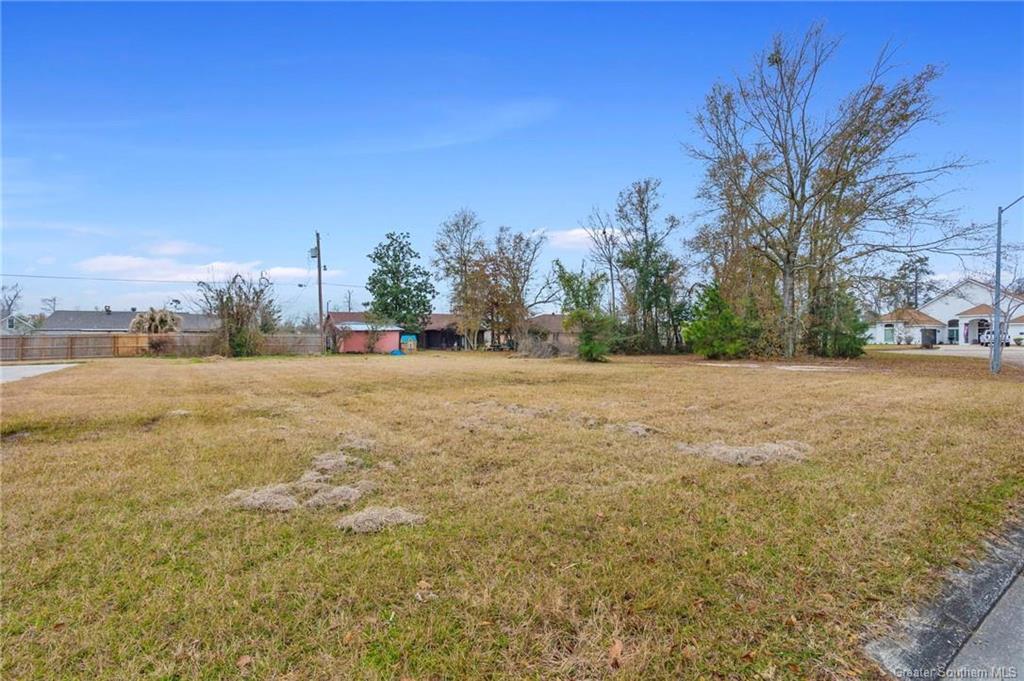 217 Nottoway Street Sulphur, LA 70663 - Photo 4 of 9