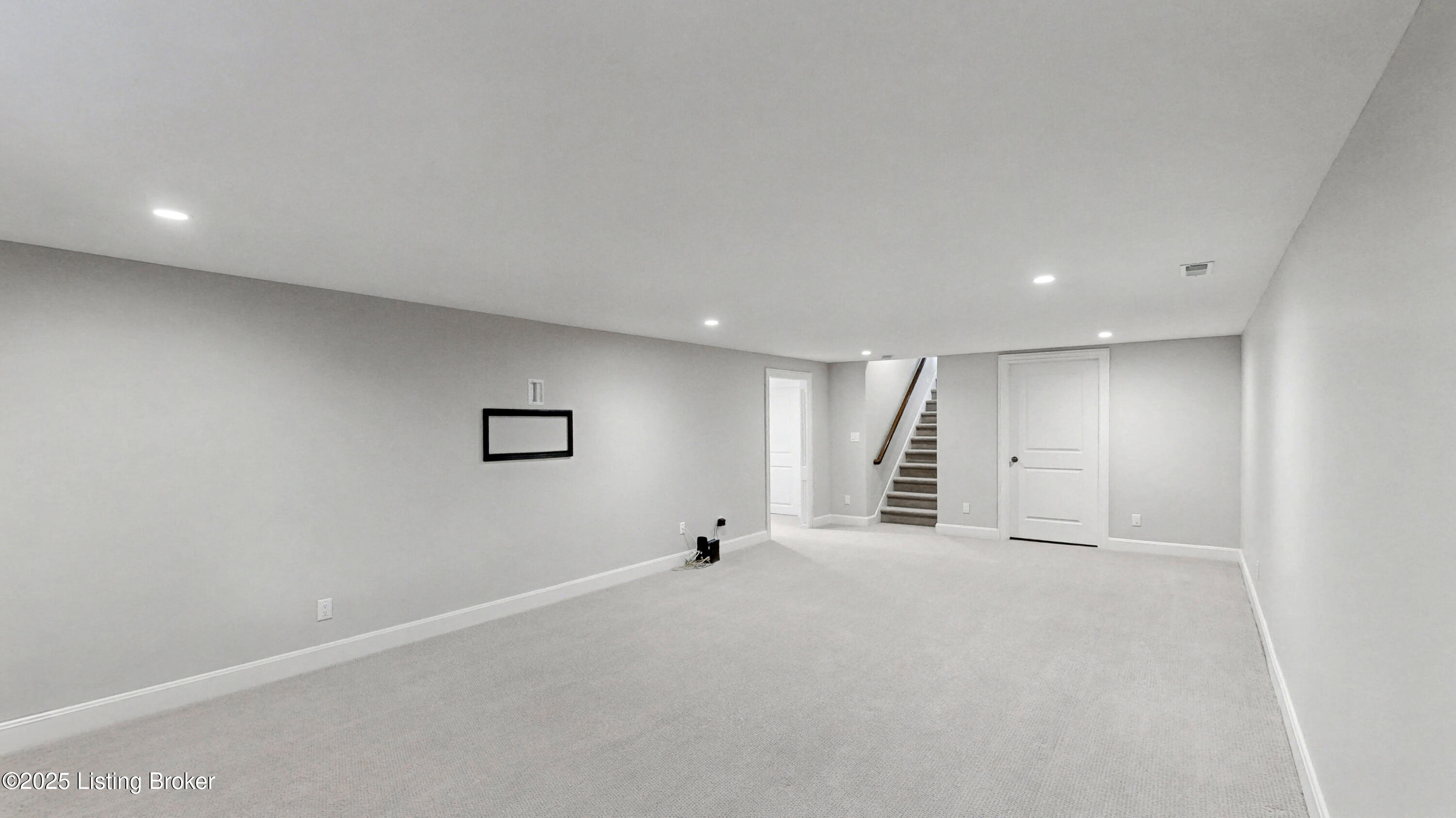 2109 Starmont Road Riverwood, KY 40207 - Photo 41 of 53 Exteriors Interiors Dec 15-42