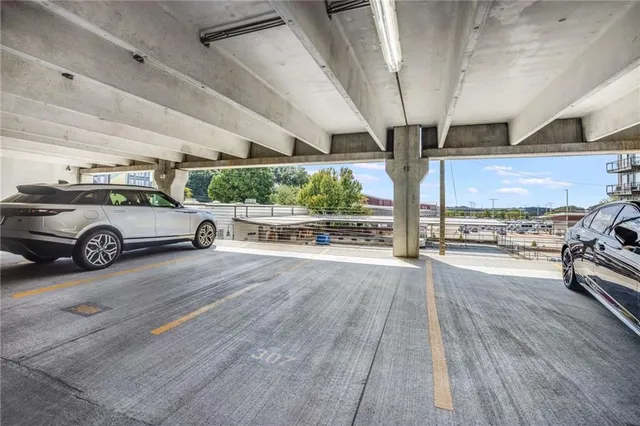 $275,000 | 1100 Howell Mill Road Northwest, Unit 202, Atlanta, GA 30318