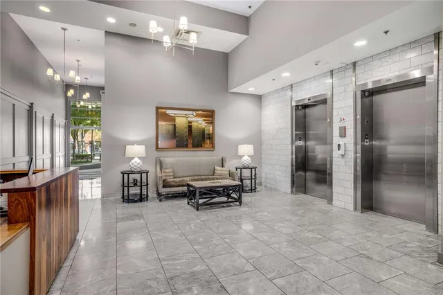 $275,000 | 1100 Howell Mill Road Northwest, Unit 202, Atlanta, GA 30318