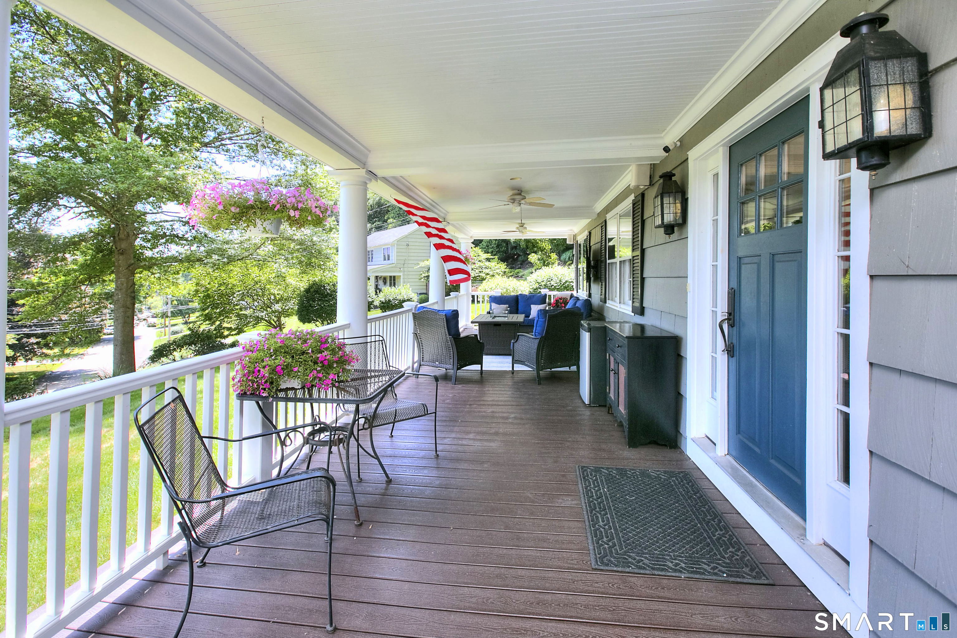 485 Mountain Laurel Road Fairfield, CT 06824 - Photo 3 of 40