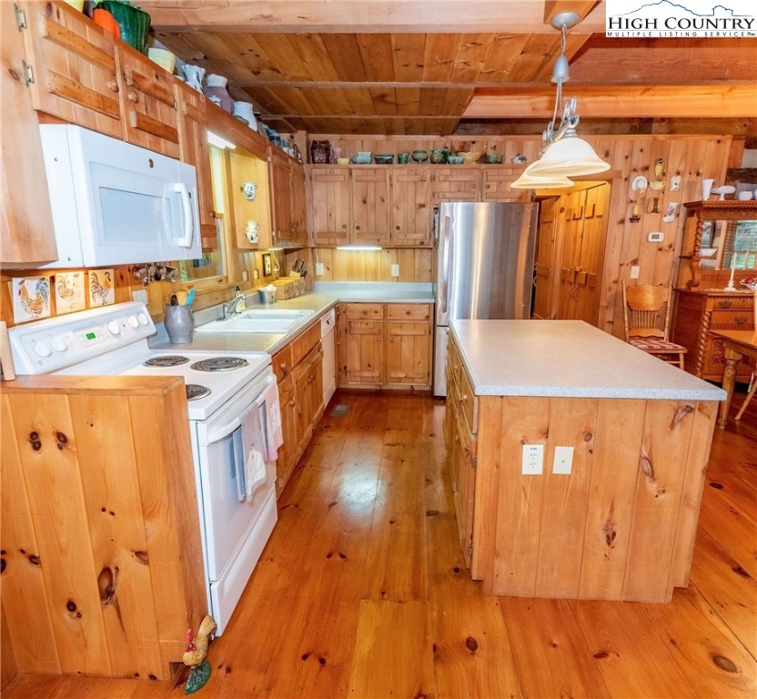 1467 Homestead Road Todd, NC 28684 - Photo 10 of 31 Gallery Image 10