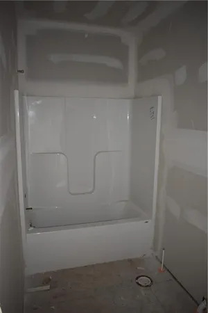 $499,900 | 623 East 13th Street, Kearney, MO 64060