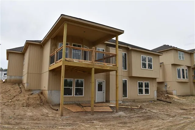 $499,900 | 623 East 13th Street, Kearney, MO 64060