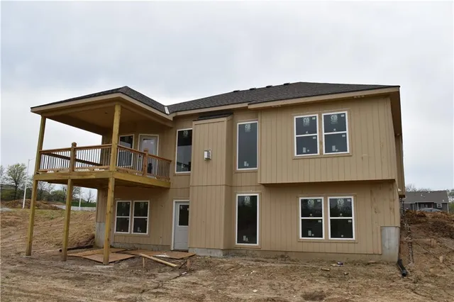 $499,900 | 623 East 13th Street, Kearney, MO 64060