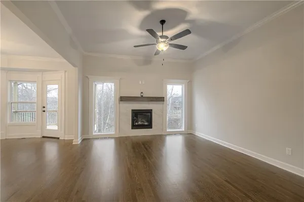 $499,900 | 623 East 13th Street, Kearney, MO 64060