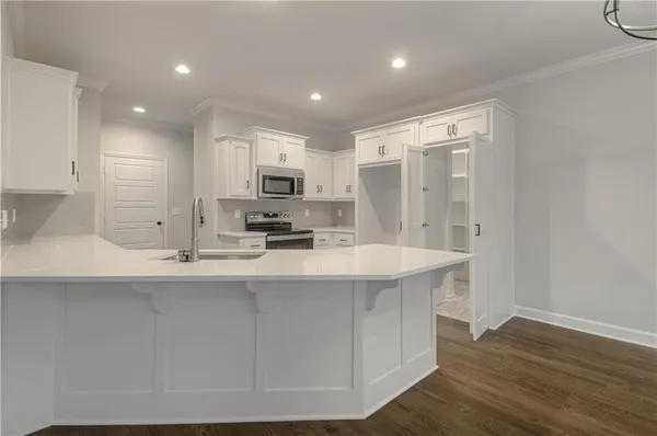 $499,900 | 623 East 13th Street, Kearney, MO 64060