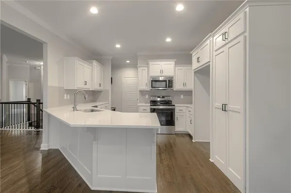 $499,900 | 623 East 13th Street, Kearney, MO 64060