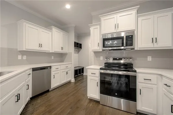 $499,900 | 623 East 13th Street, Kearney, MO 64060