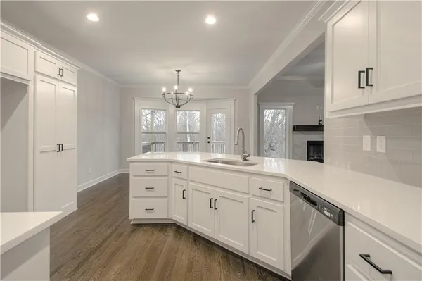 $499,900 | 623 East 13th Street, Kearney, MO 64060