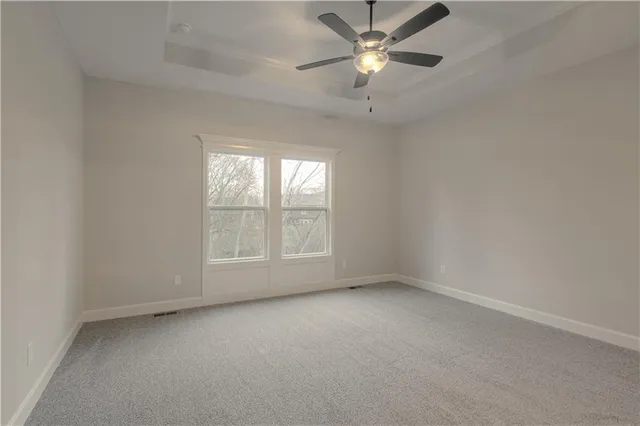 $499,900 | 623 East 13th Street, Kearney, MO 64060