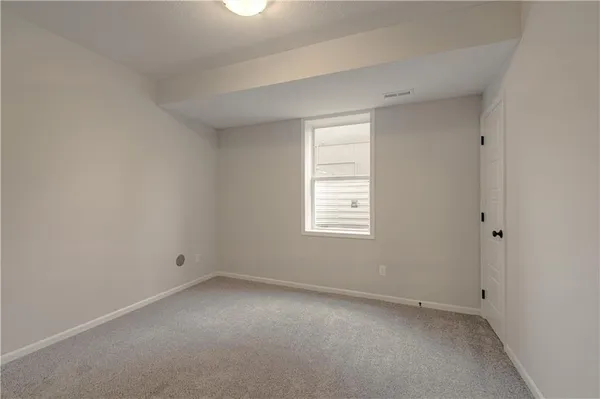 $499,900 | 623 East 13th Street, Kearney, MO 64060