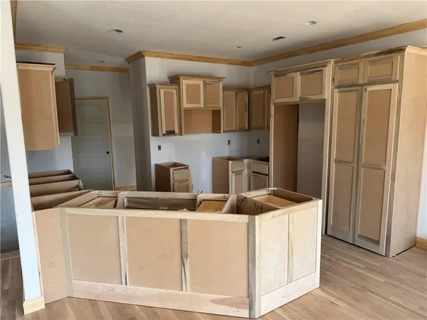 $499,900 | 623 East 13th Street, Kearney, MO 64060