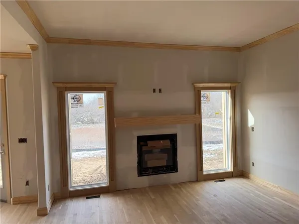 $499,900 | 623 East 13th Street, Kearney, MO 64060