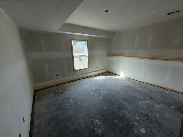 $499,900 | 623 East 13th Street, Kearney, MO 64060