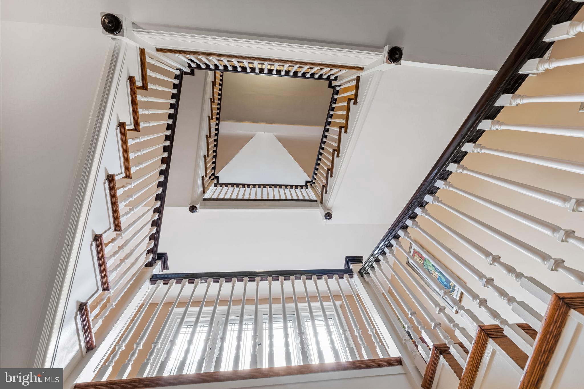 222 Longwood Road Baltimore, MD 21210 - Photo 7 of 64