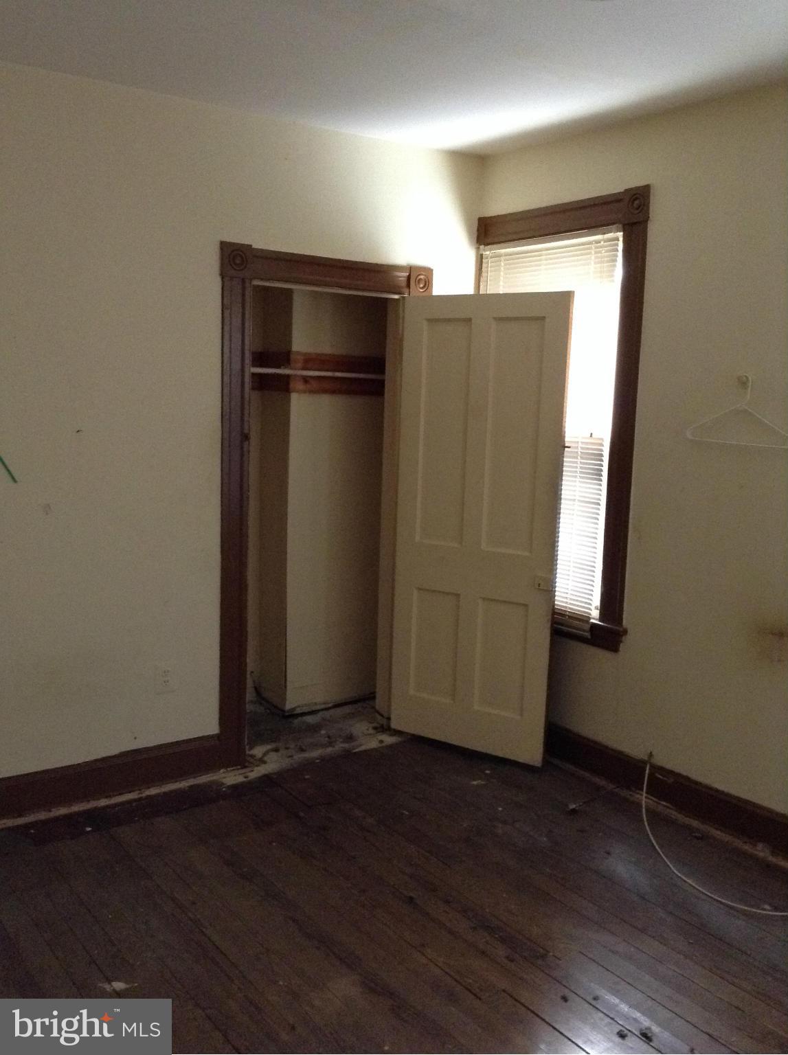 5004 Belair Road Baltimore, MD 21206 - Photo 17 of 21 Bedroom