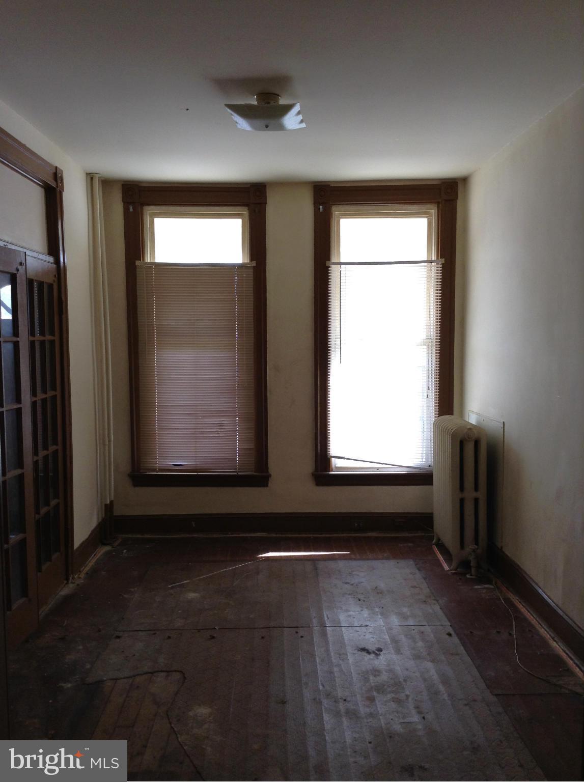 5004 Belair Road Baltimore, MD 21206 - Photo 4 of 21 Interior (General)