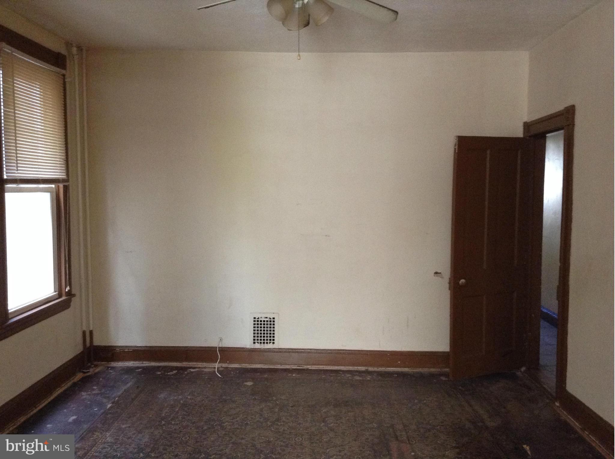 5004 Belair Road Baltimore, MD 21206 - Photo 5 of 21 Interior (General)