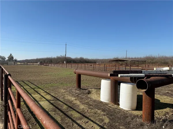 $869,000 | 25565 Road 13, Chowchilla, CA 93610