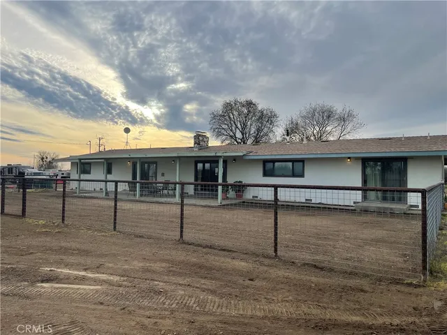 $895,000 | 25565 Road 13, Chowchilla, CA 93610